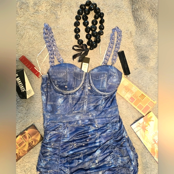 Beautiful dress denim look size Medium NWT - Picture 6 of 6